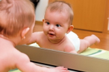 7 dấu hiệu ở trẻ sơ sinh chứng tỏ đây là đứa trẻ THÔNG MINH HƠN NGƯỜI, bố mẹ cũng được THƠM LÂY