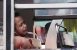 Nam thanh niên mất cánh tay sau một giấc ngủ trên xe buýt vì lý do rùng mình