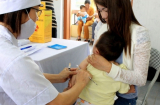 Sau khi tiêm vacxin nếu trẻ có phản ứng cha mẹ cần làm điều này để cứu con
