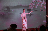 Giải ba Sao Mai 2013 - Phương Thúy tái xuất xinh đẹp với áo dài sau thời gian 'ở ẩn'