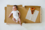 Chỉ từ một chiếc pizza, bà mẹ này đã làm nên một album ảnh 'có một không hai' dành cho con trai mình