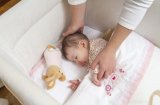 Trẻ sơ sinh 'ngủ ngày, cày đêm' mẹ phải làm sao? Lời khuyên của chuyên gia khiến mẹ chẳng cần lo lắng nữa