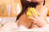 Chỉ cần tắm dầu oliu hàng ngày, không chỉ sạch mà còn trắng sáng không ngờ