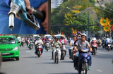 Hãy tắt máy khi dừng đèn đỏ, dành 1 phút đọc để bảo vệ chiếc xe của bạn được bền lâu