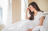 7 dấu hiệu nhỏ lúc ngủ dậy ai cũng chủ quan nhưng cảnh báo vấn đề sức khỏe, số 5 nhiều người mắc