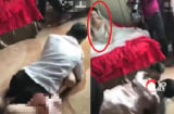Chú rể ngang nhiên cưỡng hôn phù dâu trong phòng tân hôn nhưng thái độ của cô dâu mới gây bất ngờ