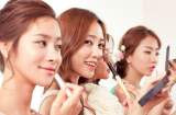 5 cách trang điểm giúp bạn luôn tỏa sáng trong mùa mưa bão
