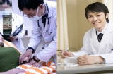 Đi khám bệnh thì gặp người yêu cũ là bác sĩ, không hiểu sao càng uống thuốc càng thấy đau và sự thật là...