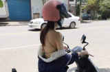 Cô gái che mặt kín mít rồi diện chiếc áo để lộ cả tấm lưng trần giữa trời nắng