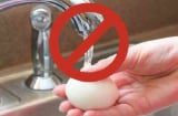3 cách bảo quản trứng sai lầm mà 90% chị em nội trợ thường mắc phải: Cẩn thận kẻo “tiền mất tật mang”
