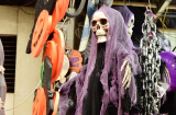 Phố Hàng mã ngập tràn ma quỷ kinh dị trước ngày Halloween