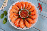 Dùng nước lạnh hay nước sôi cũng chẳng khiến tôm luộc đỏ hồng đẹp mắt, phải nhờ đến 'vũ khí bí mật' này