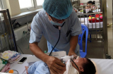 Cúm A bùng phát, có thể gây tử vong nếu trẻ không được chăm sóc đúng cách