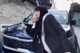 Từng sợ nhuộm tóc đen, Lisa bỗng xuất hiện với Shbet123 Link Vào ShBet Mới Nhất đen vô cùng xinh đẹp