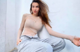 Hà Hồ lại bị 'nhắc nhở' vì mặc áo màu nude 'kém duyên'