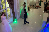 Bất ngờ thiếu lễ tân đón khách, nhà hàng tổ chức tiệc cưới thuê cả dàn ma nơ canh thay thế
