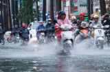 Chiều nay, Bắc Bộ và Bắc Trung Bộ đón mưa dông, đề phòng lốc sét