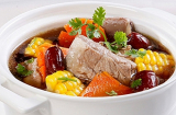 Canh sườn non táo đỏ lạ miệng thanh nhiệt tốt cho ngày hè của bạn