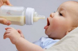 Pha sữa bột cho con nhớ 3 nguyên tắc này nếu không sữa tốt tới mấy cũng vứt đi