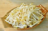 Ăn giá đỗ kiểu này 'sướng mồm hại thân', dễ rối loạn tiêu hoá