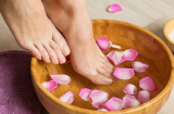 Bật mí 5 mẹo giải quyết vấn đề mồ hôi chân mùa hè nóng bức
