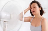 Cơ thể đột nhiên “bốc hỏa” cảnh báo 5 bệnh này, điều thứ 3 mọi phụ nữ đều không thích