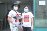 Phương Thanh ghi điểm với hình ảnh làm tình nguyện viên hỗ trợ lấy mẫu xét nghiệm Covid-19