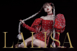 Cùng là chế khăn thành áo, Lisa chỉ dùng đồ rẻ bèo vẫn lấn át hoàn toàn các thành viên TWICE