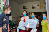 Đàm Vĩnh Hưng tài trợ tiền học cho 100 bé học hết lớp 12 trong 6 năm