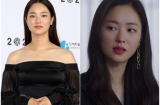 'Bạn gái' Song Joong Ki ăn diện đơn giản nhưng già chát, trang điểm và style đều gây thất vọng