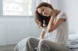 Đau cứng cổ khi ngủ dậy buổi sáng có thể bạn đã mắc bệnh này, để lâu dễ dẫn đến tử vong