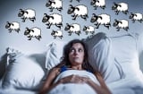 Đêm nào đi ngủ cũng thấy 4 dấu hiệu này, chứng tỏ bạn đang lão hóa cực nhanh, nhan sắc phai tàn