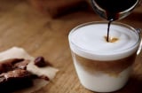 6 loại nước tuyệt đối không uống vào buổi tối: Vừa mất ngủ, tăng cân vù vù lại già sớm