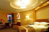 Vì sao bạn nên tắt đèn ngay khi bước vào phòng khách sạn, nhà nghỉ: Biết sớm để không phải 'trả giá đắt'