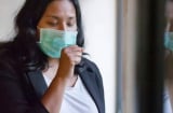F0 đã âm tính vẫn ho dai dẳng, có phải virus còn nằm sâu trong phổi: Bác sĩ Trương Hữu Khanh trả lời