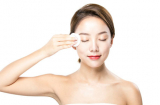 3 công thức làm nước tẩy trang 'cây nhà lá vườn' vừa rẻ vừa dễ làm mà hiệu quả cực cao
