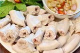 Cho thứ này vào luộc, lòng lợn hết hẳn mùi hôi lại trắng tinh, giòn sần sật