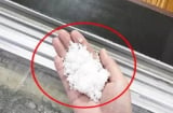 Rắc muối vào khe cửa tưởng lãng phí hóa ra có lợi ích bất ngờ, nhiều người sẽ tiếc vì không biết sớm