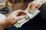 Thầy phong thủy dặn: Thân thiết đến mấy cũng đừng cho mượn 5 thứ này kẻo tài lộc tiêu tan, càng ngày càng nghèo