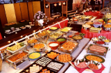 Nhân viên nhà hàng lâu năm tiết lộ: Đi ăn buffet 3 món tuyệt đối không nên ăn, 2 món nên ăn ít lại