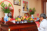 Lọ hoa trên bàn thờ đặt bên trái hay bên phải mới đúng: Nhiều nhà đang làm sai mà không biết