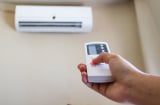 Ban đêm bật điều hòa 28 độ tiết kiệm điện sai bét: Sử dụng cách này tiết kiệm nửa chi phí