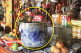 Bát hương nhà ai có 4 dấu hiệu này, cố giữ lại ngày lụi bại không còn xa