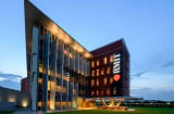 Top 4 trường đại học hàng đầu Việt Nam, lọt top thế giới: Ra trường dễ xin việc nhất, lương cao chót vót