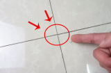 Khe gạch ốp đọng cặn bẩn: Chỉ bạn 5 cách làm sạch đơn giản, chà nhẹ là trắng sáng như mới