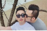 Nam ca sĩ ly hôn vợ rồi sau đó có bạn tình đồng giới, chuẩn bị đón con đầu lòng, vợ cũ nghĩ gì?