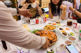 3 bữa cơm mời không dễ nuốt, chớ dại ăn kẻo 'há miệng mắc quai', đó là bữa cơm nào?