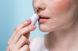 Mẹo 'cấp cứu' da môi bị khô ráp, giúp đôi môi không còn bị nứt nẻ