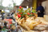 Gà thắp hương chọn gà mái được không? Khi nào chọn gà trống, khi nào chọn gà mái, nhiều người còn chưa biết