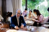 Bữa cơm nhà tỷ phú Lý Gia Thành, tính cách con người thể hiện trên bàn ăn, cha mẹ nhớ để dạy con nhé